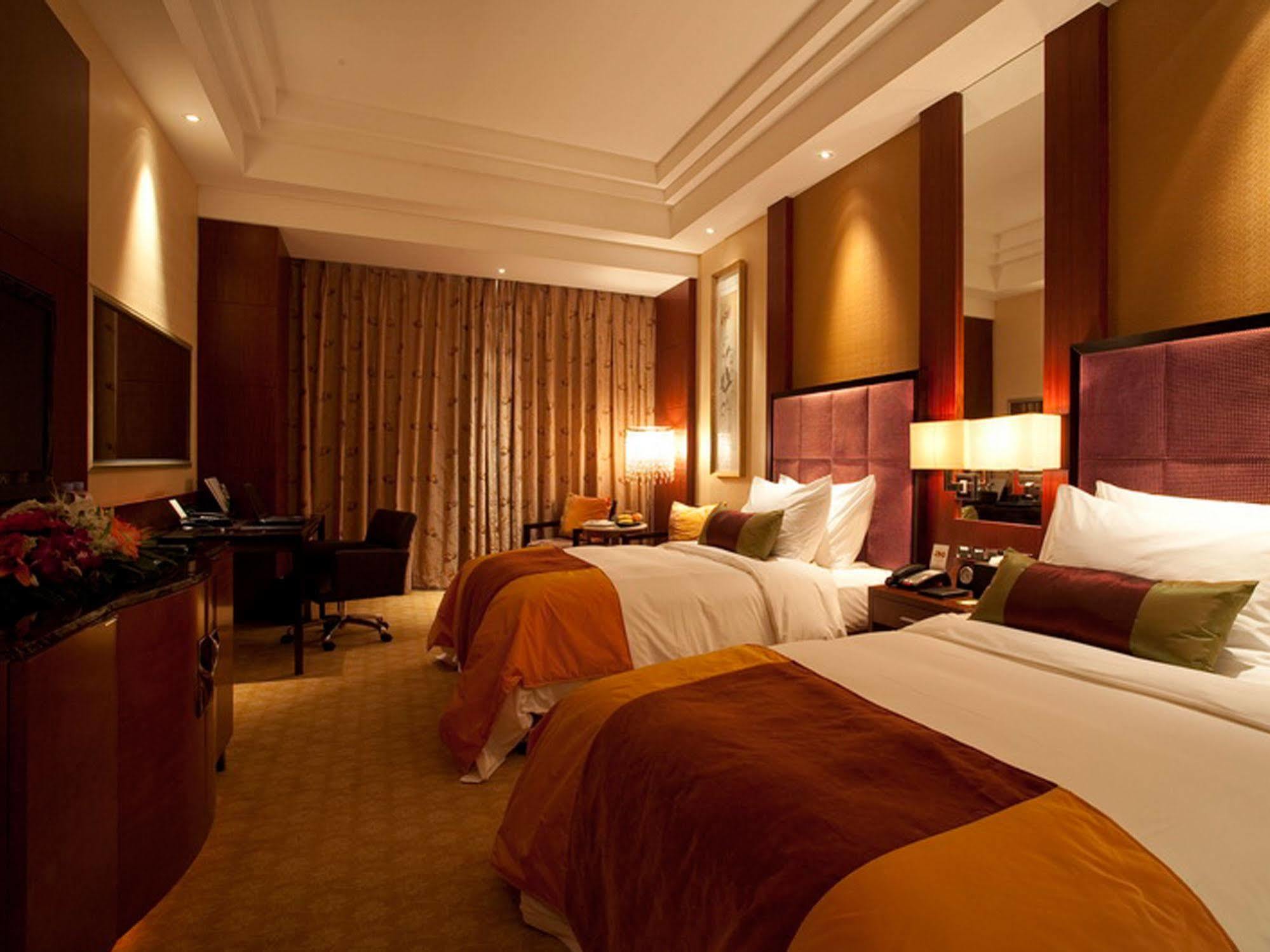 Celebrity City Hotel Chengdu Eksteriør billede