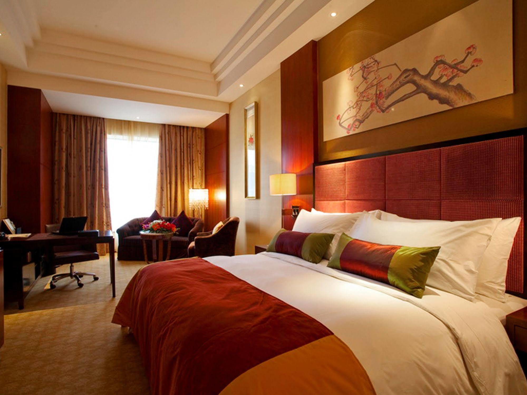 Celebrity City Hotel Chengdu Eksteriør billede